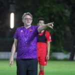 Timnas Vietnam Ingin Ulang Tahun Philippe Troussier Dirayakan Di SUGBK