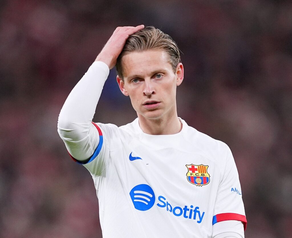 Frenkie de Jong is crucial to Barca says Fabrizio Romano