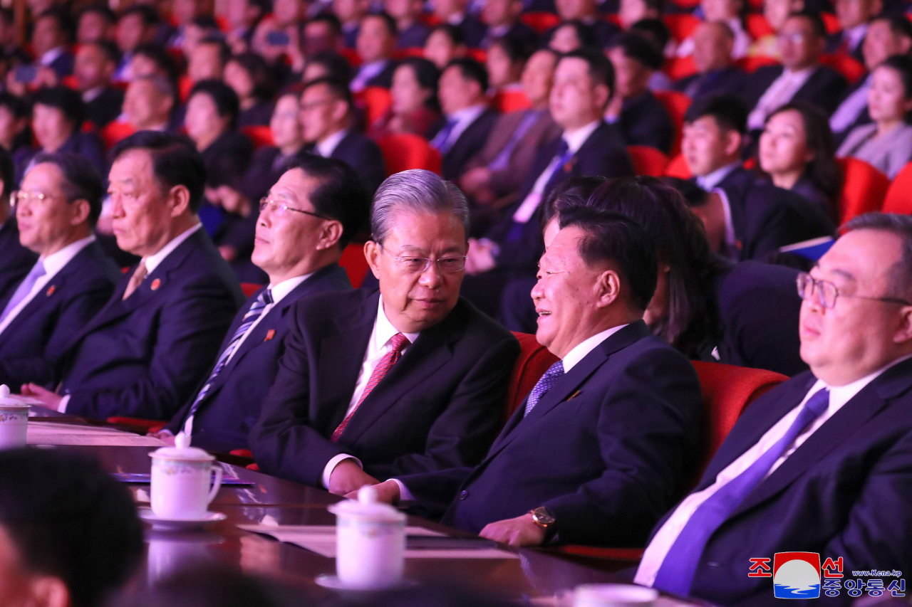 China’s top legislator meets N. Korean leader to deepen ties