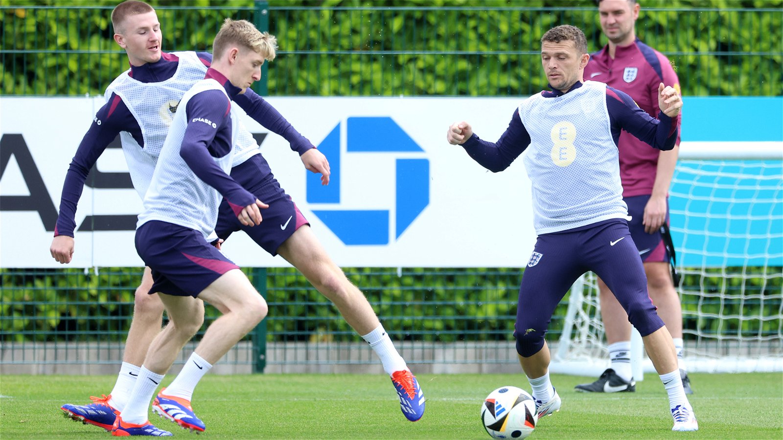 England team v Iceland confirmed – Kane, Gordon, Rice, Trippier, Foden all start