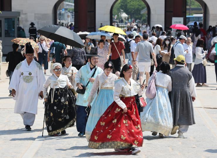 Korea to issue visas for K-culture training, rural workcations