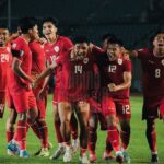 Jangan Cuma Lihat Pelatih Kepalanya!