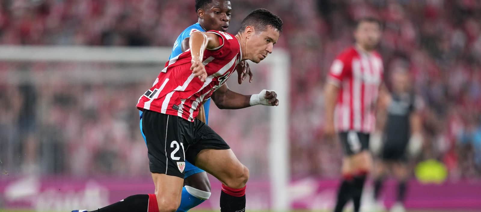Former Man United player Ander Herrera keen on move to Boca Juniors – Man United News And Transfer News