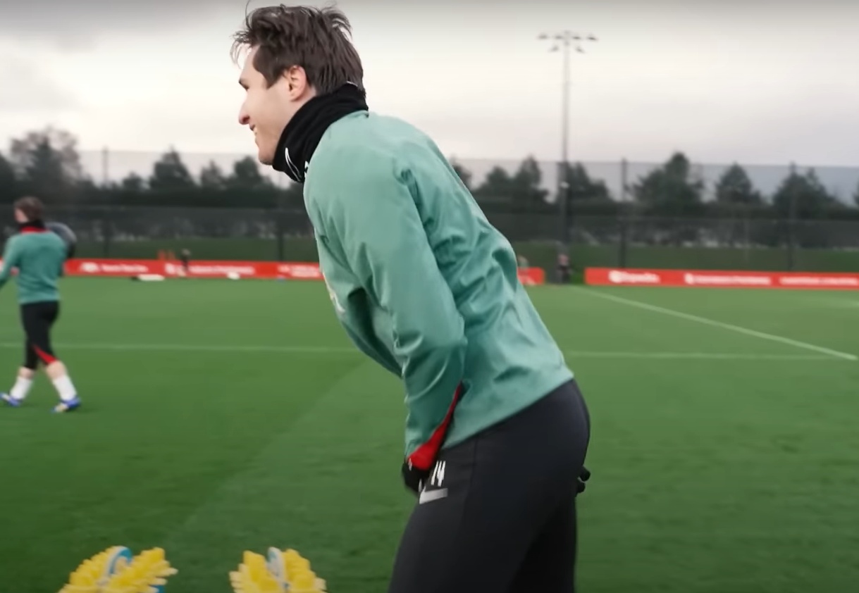 (Video) Chiesa training footage suggests that he’s quite happy at Liverpool