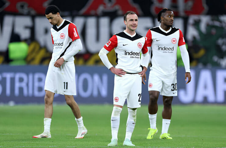 Frankfurt Kian Terjauh Dari 2 Besar