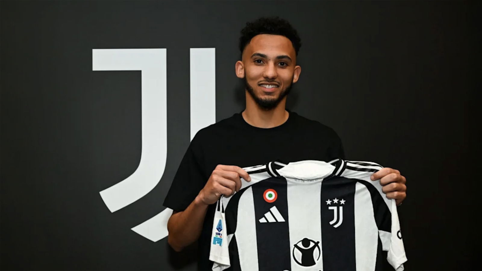 Juventus official announcement – Manager who signed Lloyd Kelly has been sacked