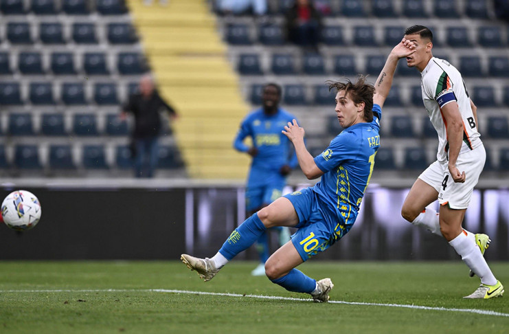 Jay Idzes Cs Gagal Keluar Zona Merah