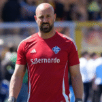 Pepe Reina Gantung Sepatu Di Usia 42 Tahun