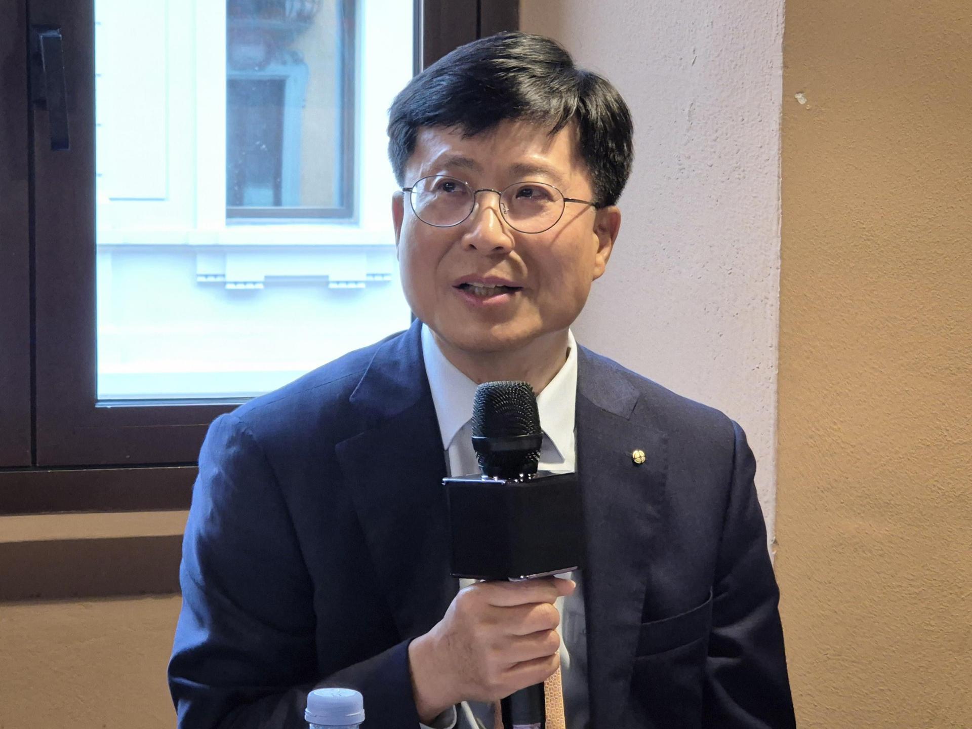 Korea to launch QR code payment service in Indonesia