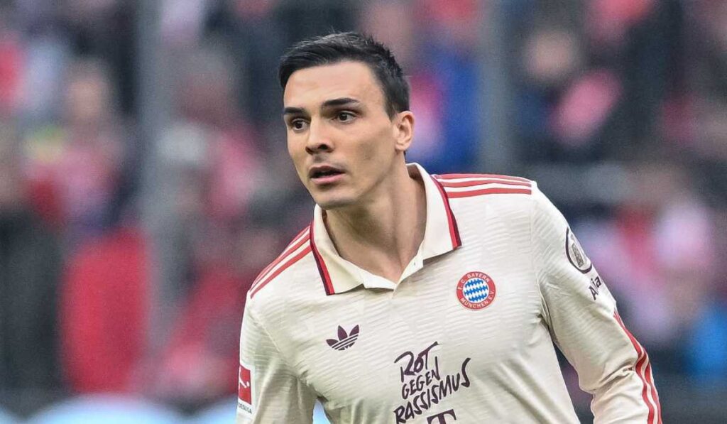 Manchester United Mulai Bergerak Untuk Gelandang Portugal, Mount Dipantau Klub Rival