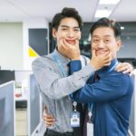 Your brain can’t tell if your smile is fake — and even forced laughter helps your health