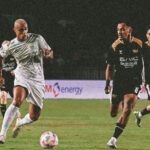 Persib Tak Masuk Final Karena Hormati Para Tamu
