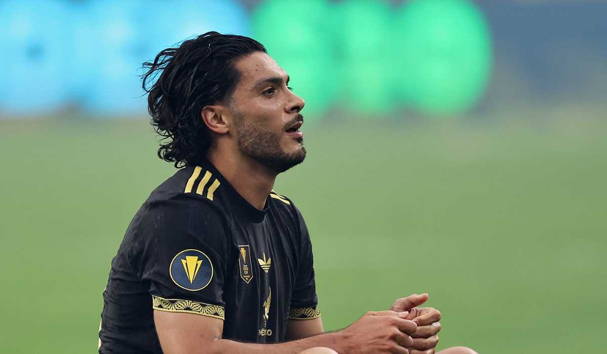 Raul Jimenez Selebrasi Ala Diogo Jota Saat Meksiko Juara Piala Emas, Kalahkan Amerika Serikat