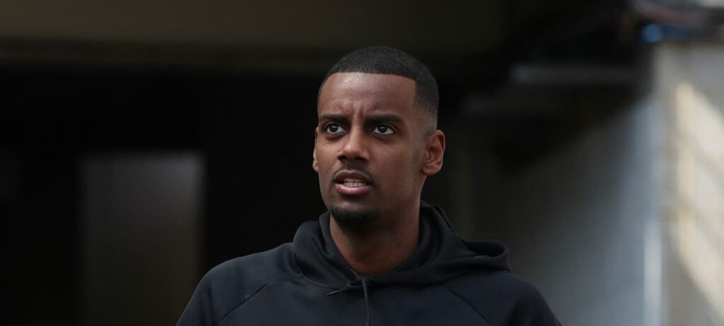 Is Isak worth buying in Gameweek 4?