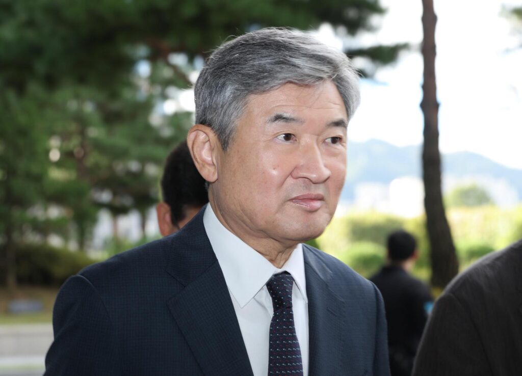 Ex-spy chief appears for questioning in special counsel probe into martial law