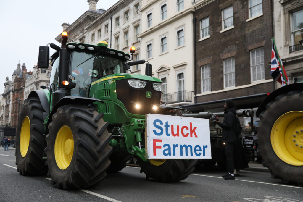 Treasury bury farming industry report until after the Budget