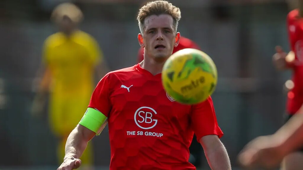 Bracknell Town’s Max Herbert joins Basingstoke Town – Football in Berkshire