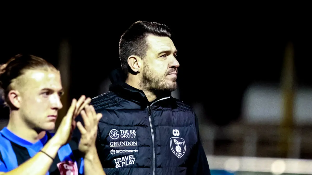 Bracknell Town announce new contracts for manager Carl Davies and Sean Miles – Football in Berkshire