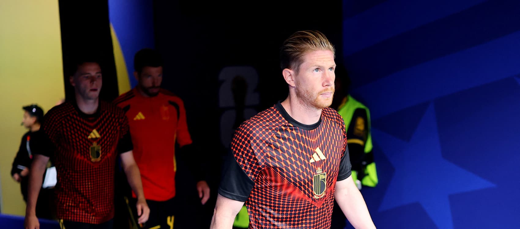 Doku + De Bruyne start, Pedri a sub